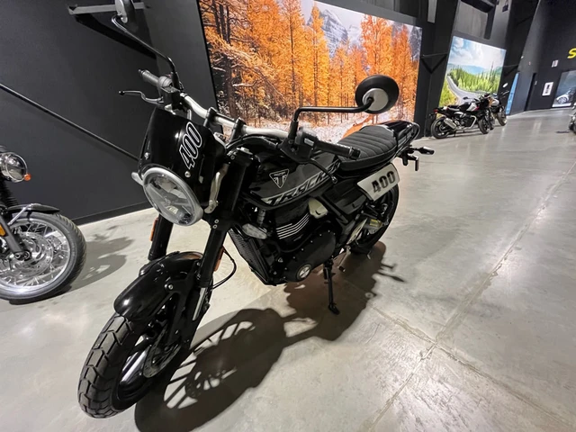 2026 Triumph, 10 km, dovoz Kanada — foto 5 z 5