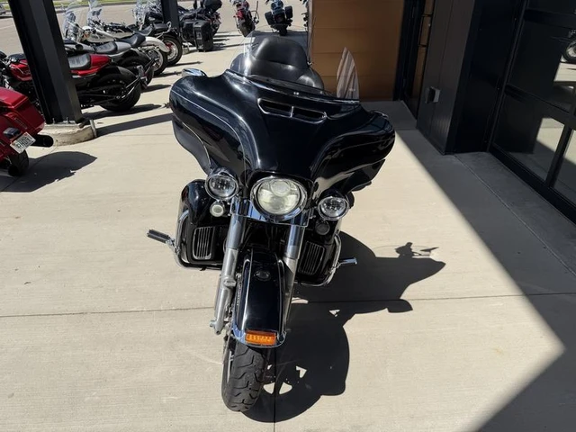 2014 Harley-Davidson, 79 893 km, dovoz Kanada — foto 4 z 5