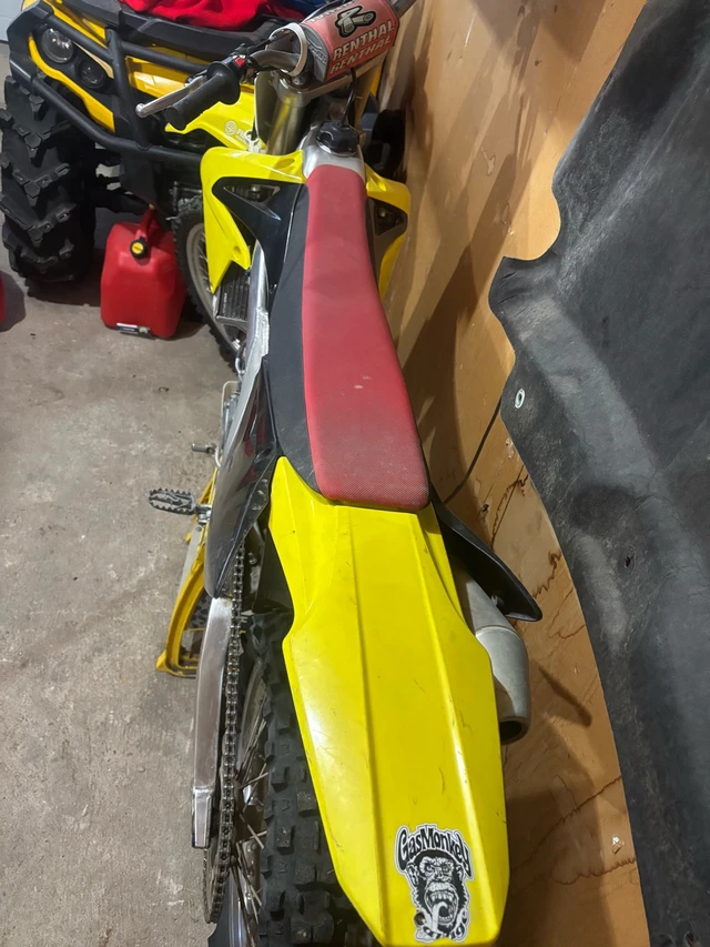 2012 Suzuki, dovoz Kanada — foto 5 z 5