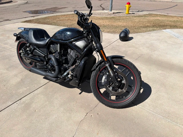 2012 Harley-Davidson, 23 000 km, dovoz Kanada — foto 5 z 5