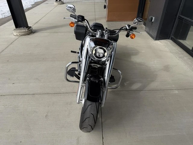 2022 Harley-Davidson, 4 371 km, dovoz Kanada — foto 4 z 5