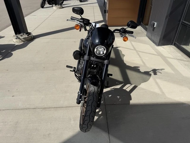 2024 Harley-Davidson, 6 504 km, dovoz Kanada — foto 4 z 5