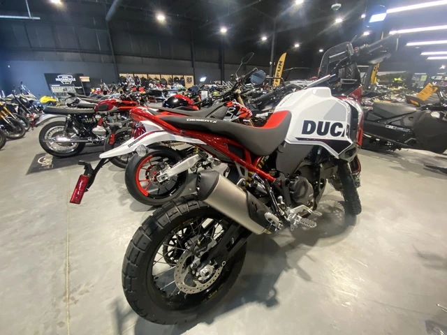 2024 Ducati, dovoz Kanada — foto 5 z 5