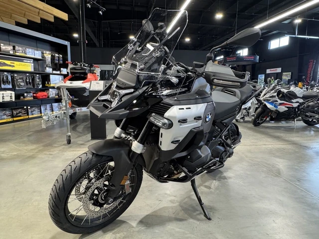2026 BMW, dovoz Kanada — foto 3 z 5