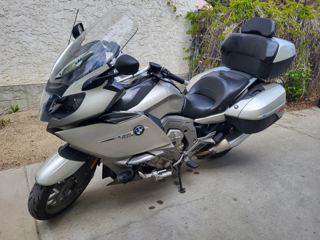 2012 BMW, 100 224 km, dovoz Kanada — foto 2 z 5
