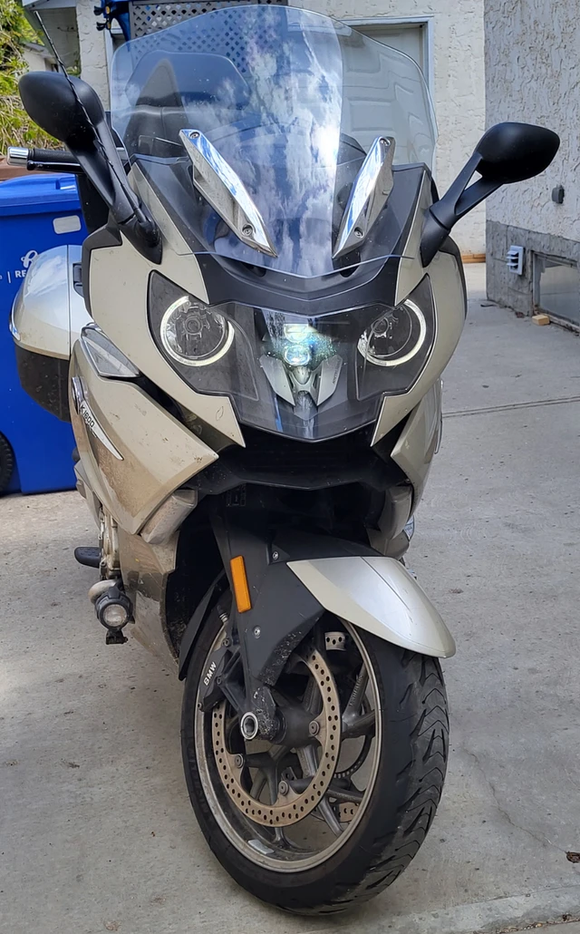 2012 BMW, 100 224 km, dovoz Kanada — foto 5 z 5