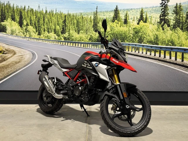 2025 BMW, 1 km, dovoz Kanada — foto 3 z 5