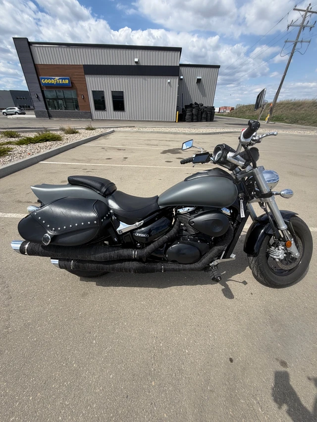 2008 Suzuki, 18 000 km, dovoz Kanada — foto 3 z 5