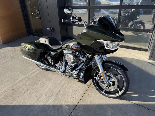 2026 Harley-Davidson, 10 km, dovoz Kanada — foto 3 z 5