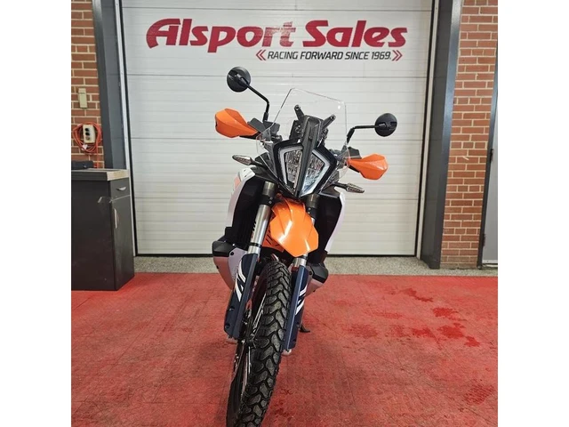 2026 KTM, dovoz Kanada — foto 2 z 5