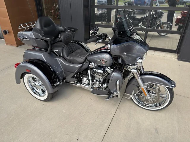 2022 Harley-Davidson, 18 601 km, dovoz Kanada — foto 3 z 5