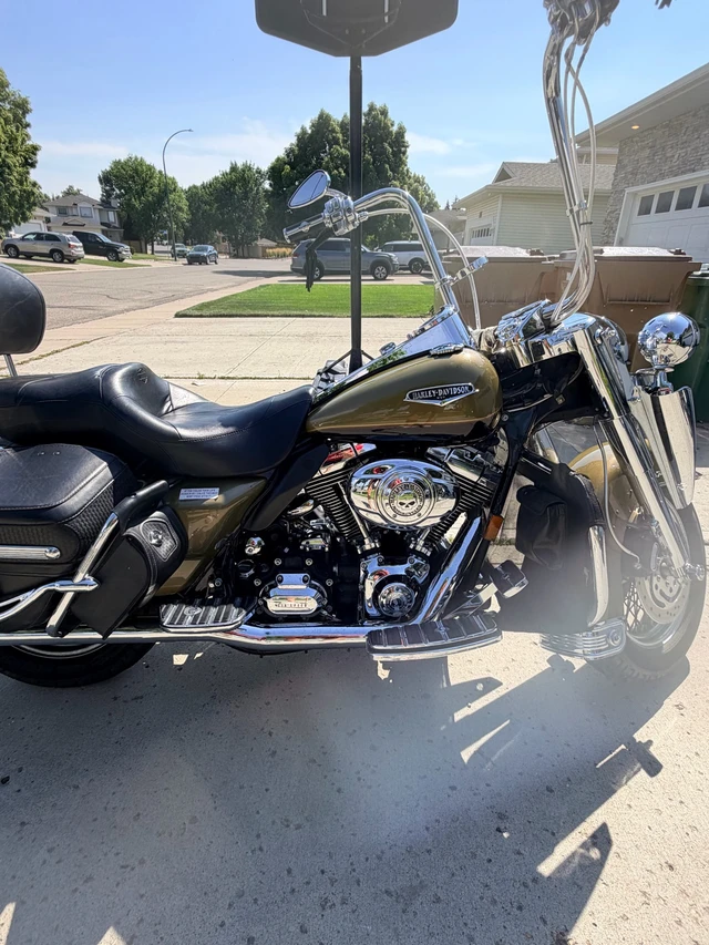 2007 Harley-Davidson, 60 867 km, dovoz Kanada — foto 4 z 5