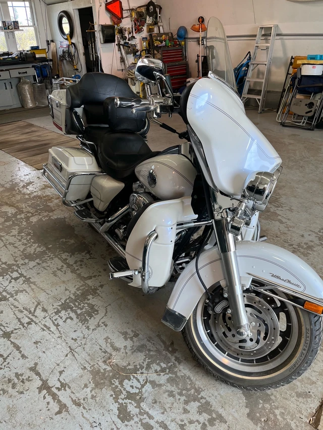 2004 Harley-Davidson, 4 892 km, dovoz Kanada — foto 5 z 5