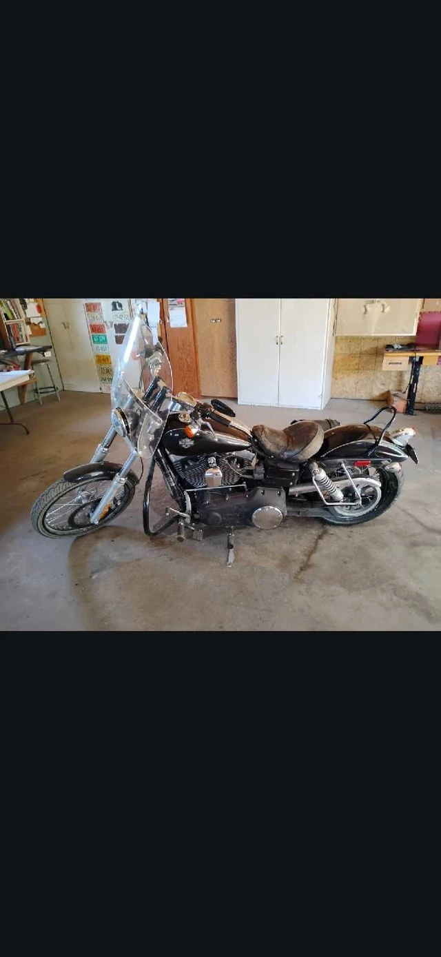 2011 Harley-Davidson, 36 000 km, dovoz Kanada — foto 2 z 5