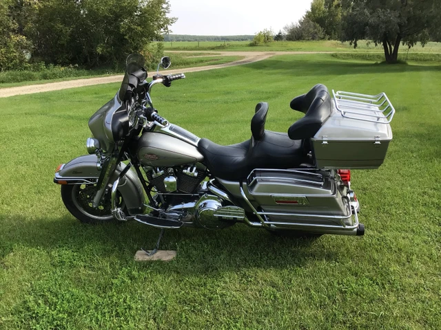 2008 Harley-Davidson, 98 170 km, dovoz Kanada — foto 2 z 4