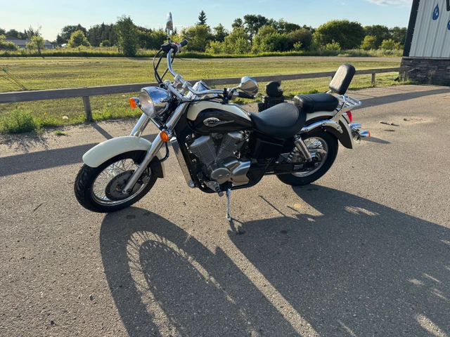 2001 Honda, 23 000 km, dovoz Kanada — foto 3 z 5