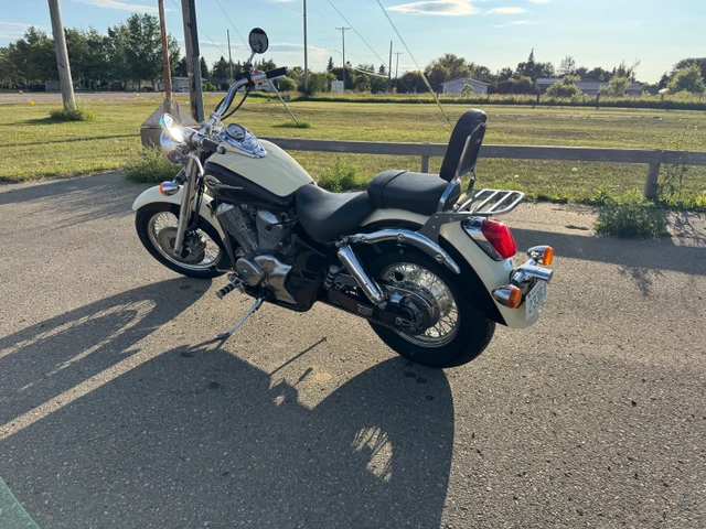 2001 Honda, 23 000 km, dovoz Kanada — foto 4 z 5