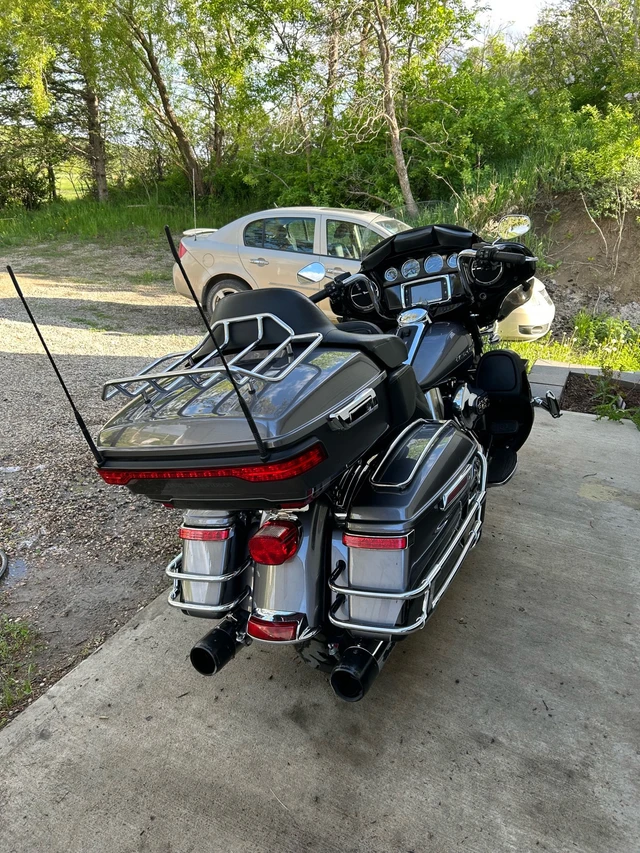 2014 Harley-Davidson, 44 000 km, dovoz Kanada — foto 3 z 5