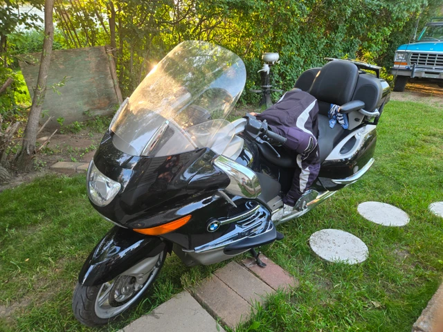 2009 BMW, 75 000 km, dovoz Kanada — foto 2 z 3