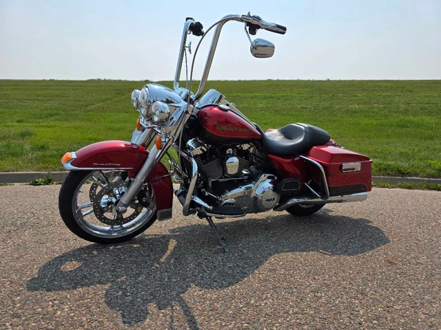 2013 Harley-Davidson, 44 878 km, dovoz Kanada — foto 3 z 5