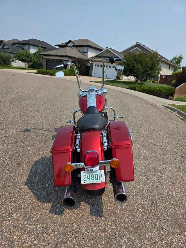 2013 Harley-Davidson, 44 878 km, dovoz Kanada — foto 5 z 5