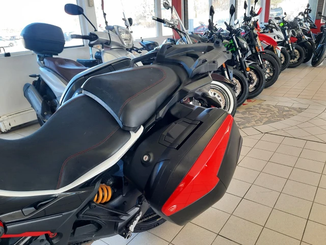 2018 Ducati, 15 617 km, dovoz Kanada — foto 4 z 5