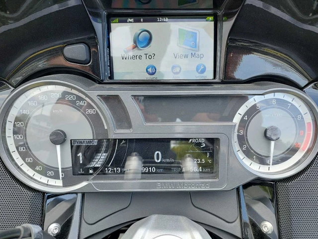 2018 BMW, 12 000 km, dovoz Kanada — foto 5 z 5