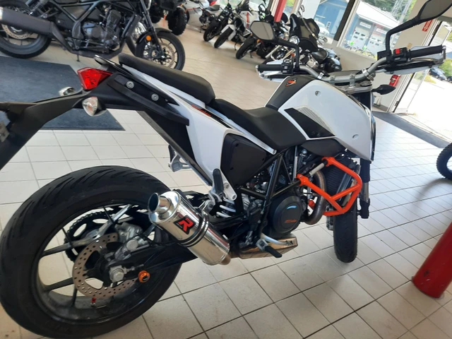 2017 KTM, 18 000 km, dovoz Kanada — foto 5 z 5