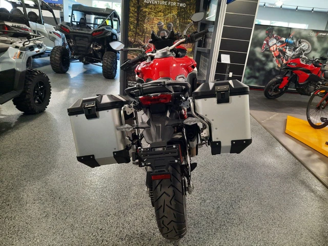 2024 Ducati, 210 km, dovoz Kanada — foto 5 z 5