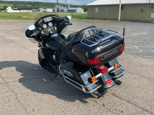 2007 Harley-Davidson, 80 000 km, dovoz Kanada — foto 2 z 5