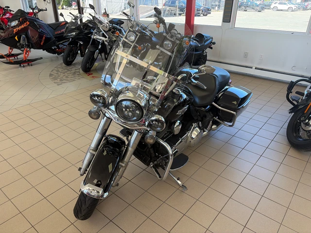2015 Harley-Davidson, 57 000 km, dovoz Kanada — foto 2 z 4