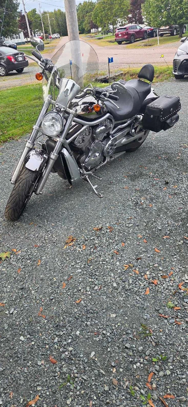 2009, 54 000 km, dovoz Kanada — foto 3 z 5