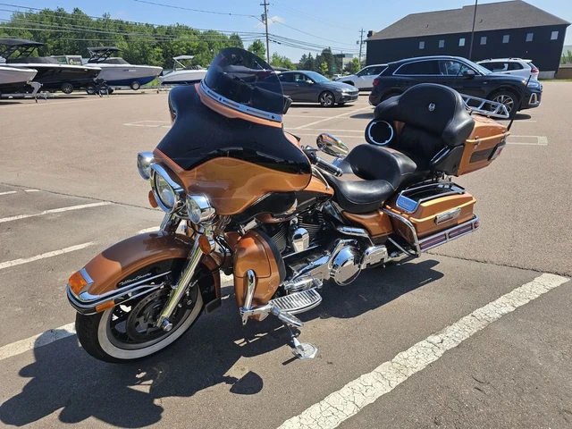 2008 Harley-Davidson, 74 513 km, dovoz Kanada — foto 2 z 3