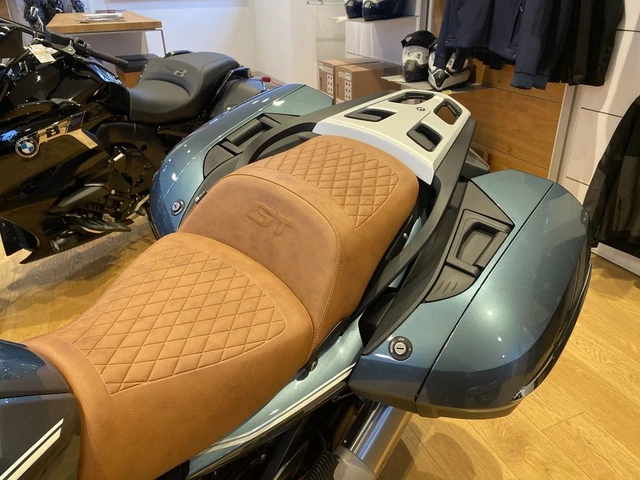 2026 BMW, 1 km, dovoz Kanada — foto 4 z 5