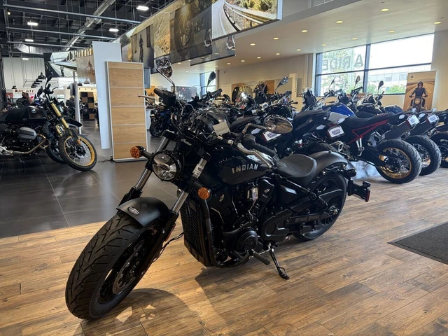 2026 Indian, 1 km, dovoz Kanada — foto 2 z 4