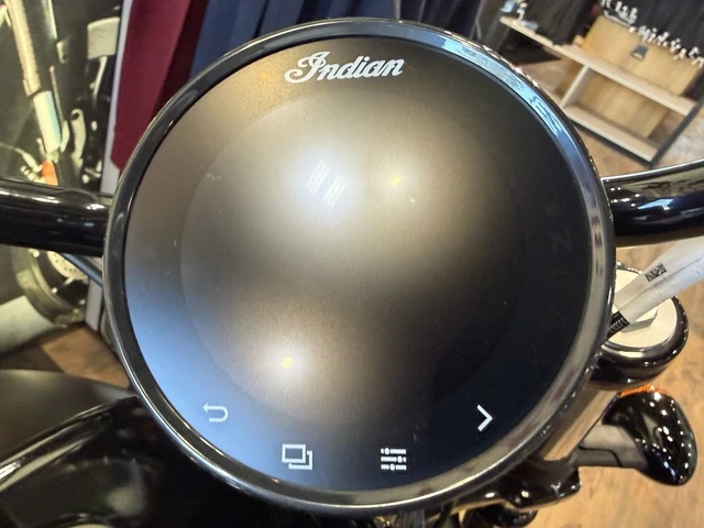 2026 Indian, 1 km, dovoz Kanada — foto 3 z 4