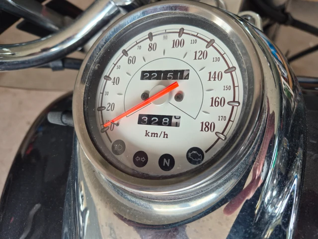 2005 Yamaha, 22 000 km, dovoz Kanada — foto 3 z 4
