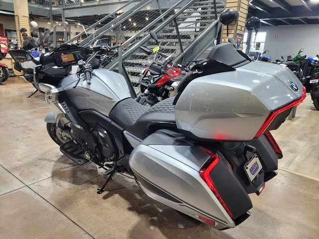 2026 BMW, 10 km, dovoz Kanada — foto 2 z 5