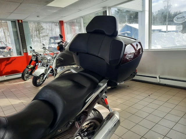 2014 BMW, 72 260 km, dovoz Kanada — foto 5 z 5