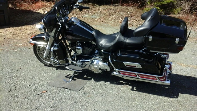 2009 Harley-Davidson, 26 251 km, dovoz Kanada — foto 3 z 4