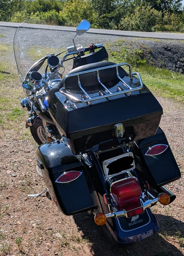 2005 Suzuki, 37 000 km, dovoz Kanada — foto 4 z 5