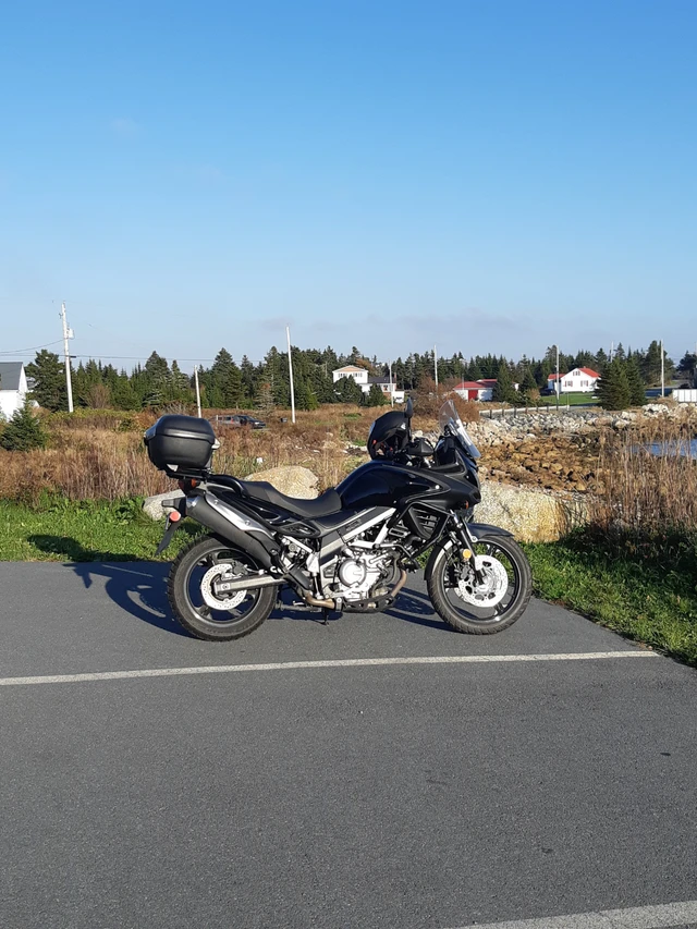 2012 Suzuki, 33 684 km, dovoz Kanada — foto 4 z 4