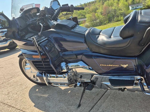 2000 Honda, 174 000 km, dovoz Kanada — foto 5 z 5