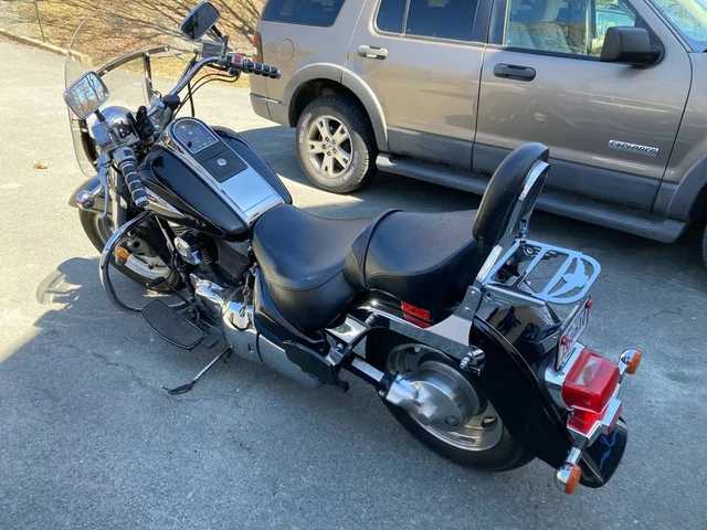 1981 Suzuki, 26 999 km, dovoz Kanada — foto 2 z 4