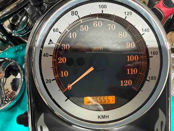 2005 Harley-Davidson, 105 504 km, dovoz Kanada — foto 2 z 5