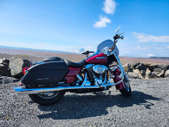 2006 Harley-Davidson, 44 000 km, dovoz Kanada — foto 3 z 5