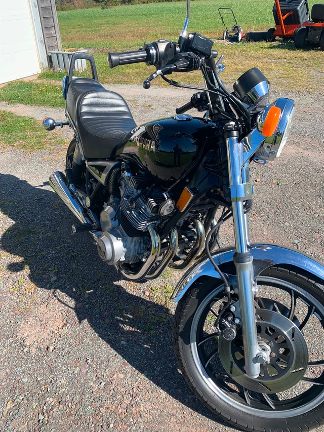 1982 Yamaha, 33 000 km, dovoz Kanada — foto 4 z 5