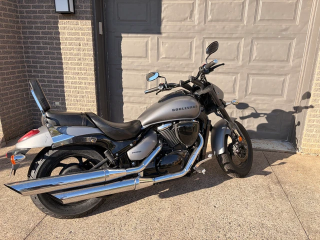 2019 Suzuki, 18 922 km, dovoz Kanada — foto 2 z 5