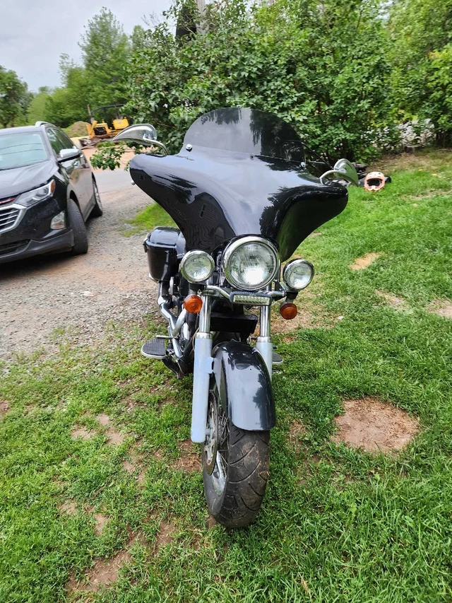 2003 Victory, 70 km, dovoz Kanada — foto 2 z 4