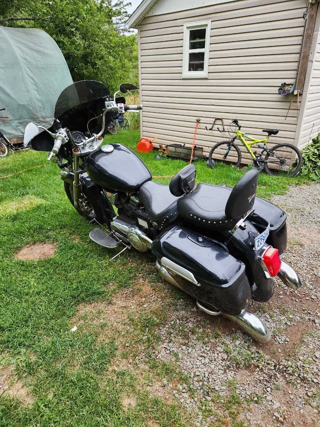 2003 Victory, 70 km, dovoz Kanada — foto 3 z 4